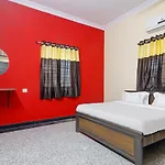 Collection O 80304 Hotel Pnr Banjara Hills Near Lv Prasad Hospital